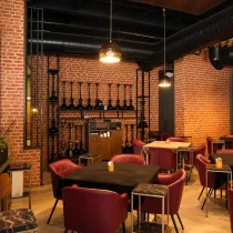 Kırmızı Tuğla Görünümlü Cafe Duvar Kaplamaları